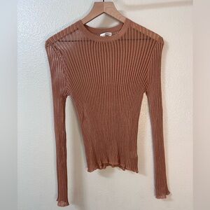 Miou Muse Light Weight Long Sleeve Ribbed Knit Top Medium